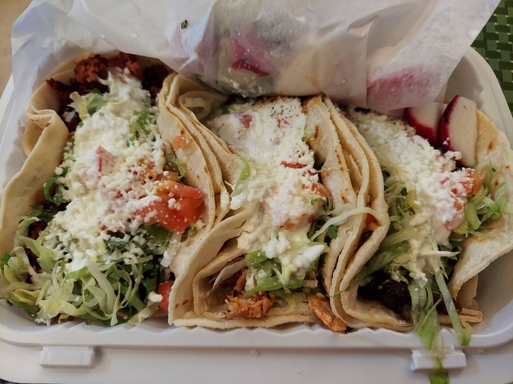 Fresh tacos from Taquitos Mexico